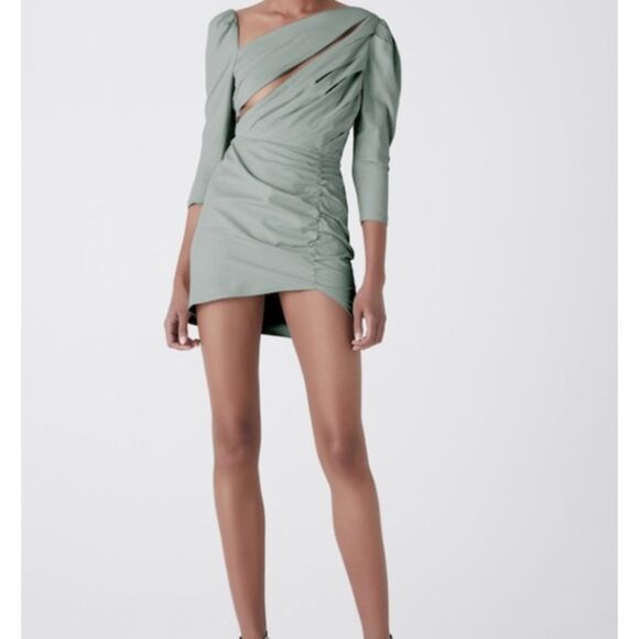 NWOT Revolve Atoir Perfect Places Asymmetrical Mini Dress Green Size 6 - Picture 2 of 12